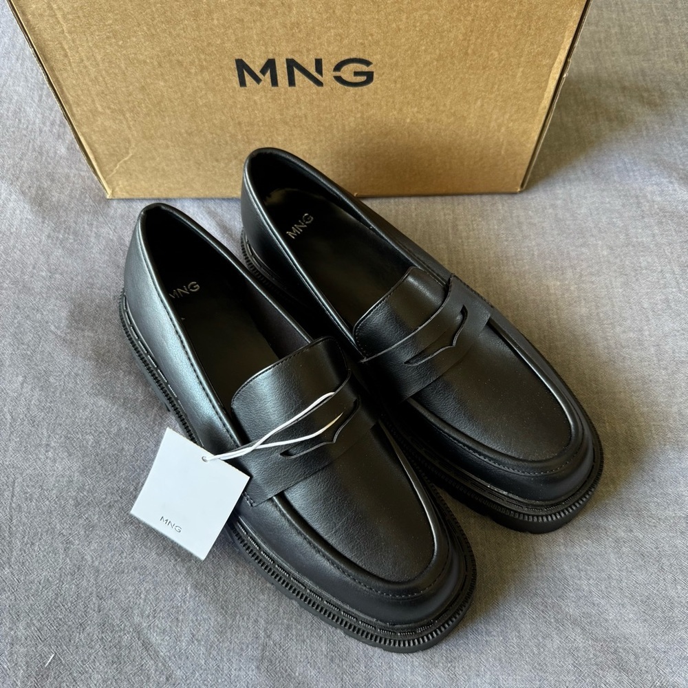 NWT Mango Women's Black Platform Loafers size 40